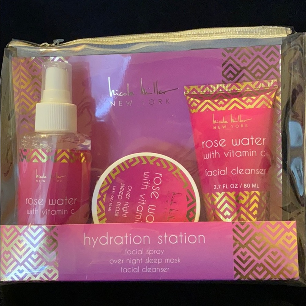 Nicole Miller Hydration Station